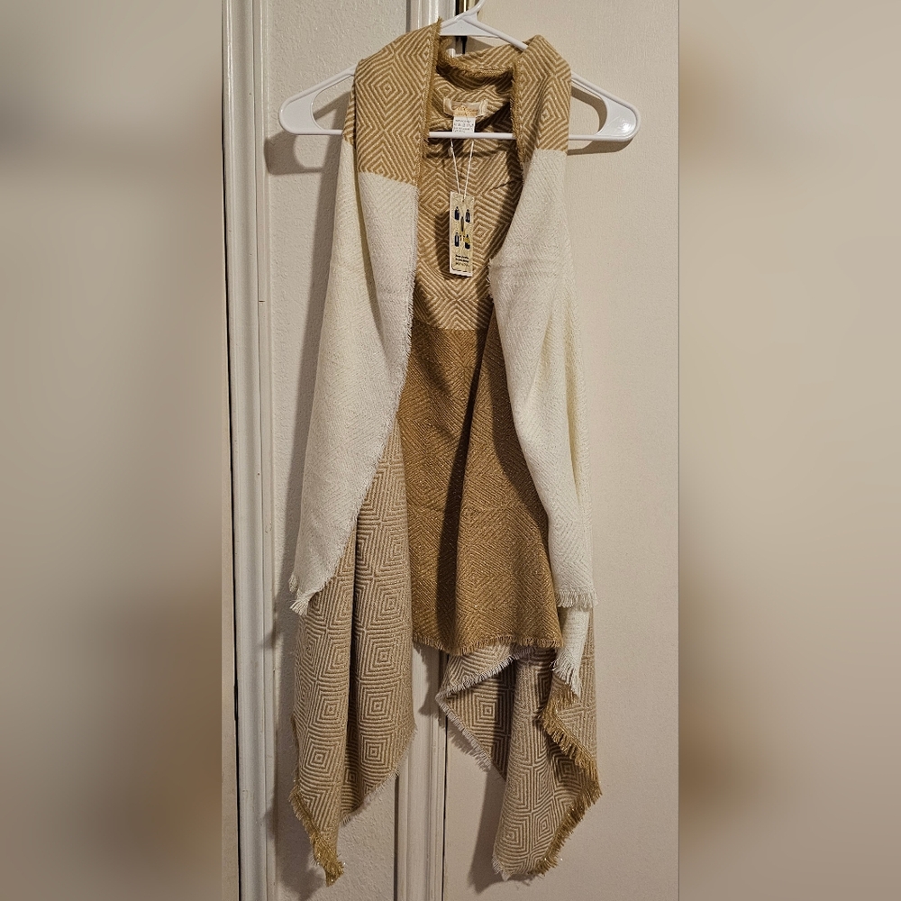 Elegant Two-Tone Women's Sweater Vest